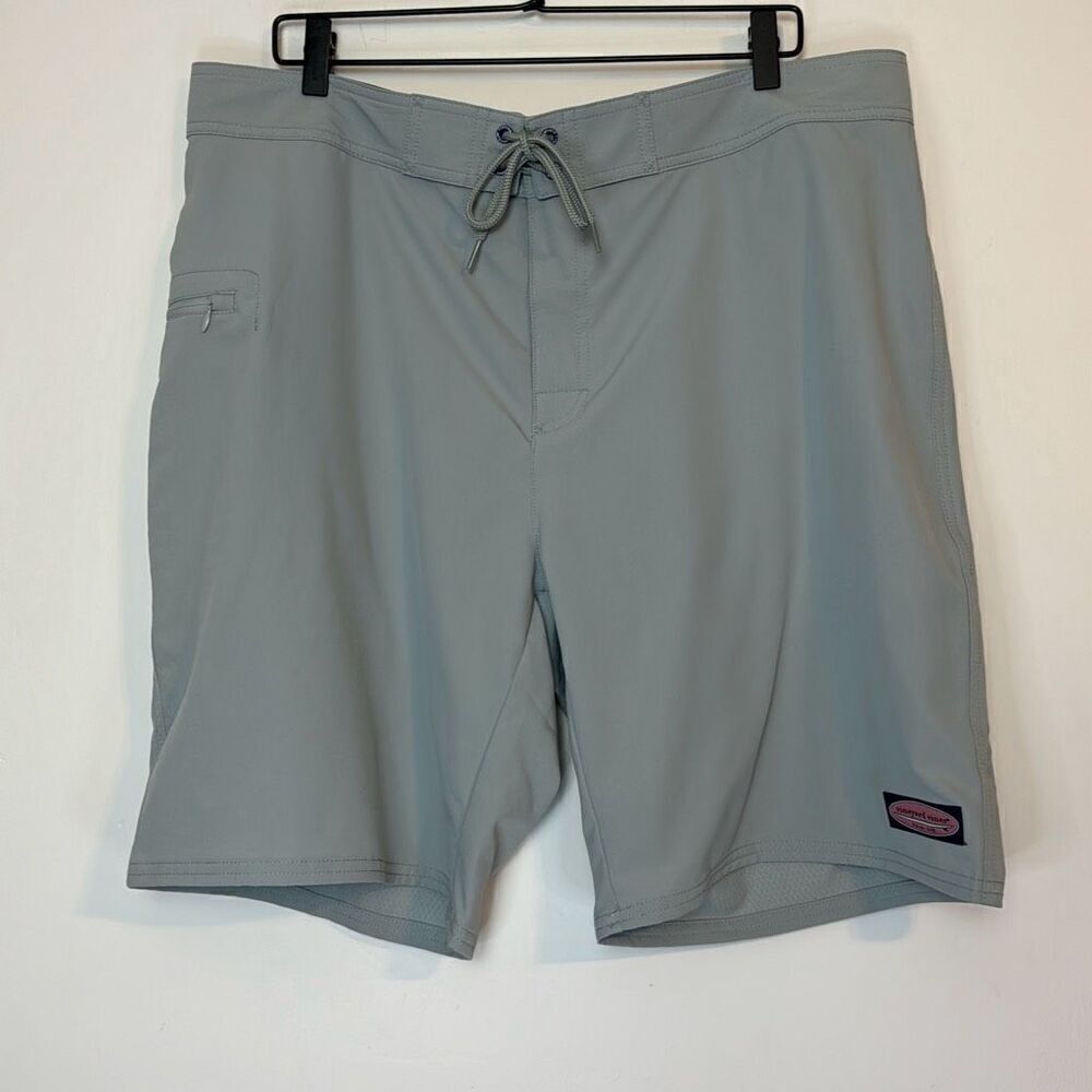 Vineyard Vines Solid Stretch Board Shorts 38 NWT